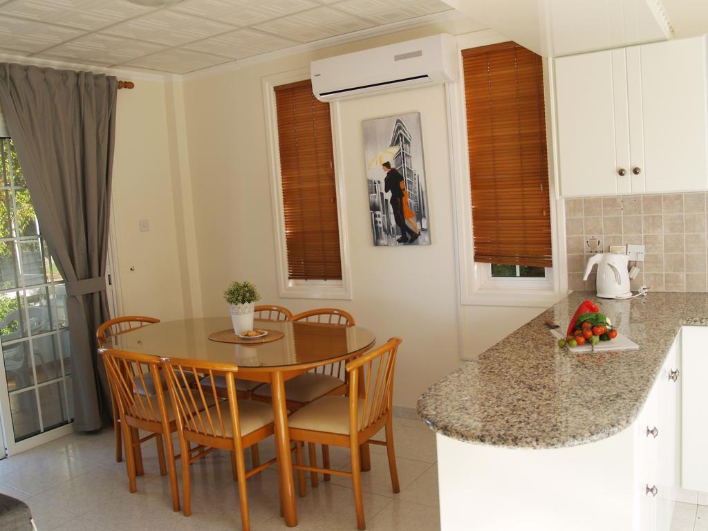 Villas Ithaca Protaras Buitenkant foto